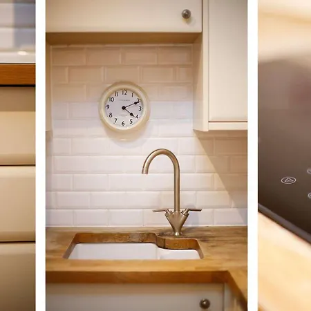 Monk Bar Garden Hideaway York