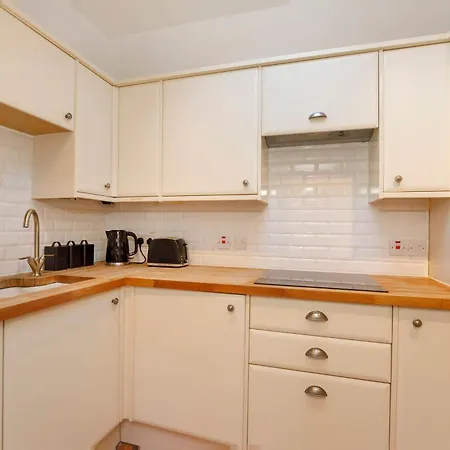 Monk Bar Garden Hideaway