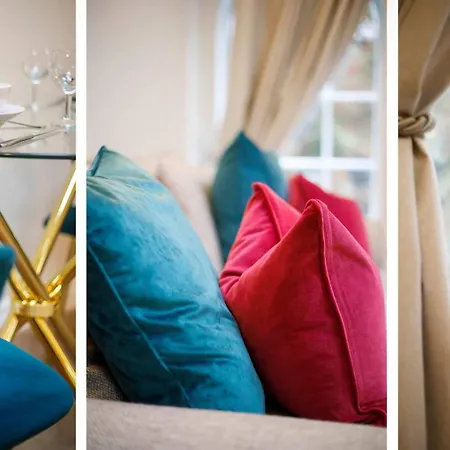 Holiday home Monk Bar Garden Hideaway *